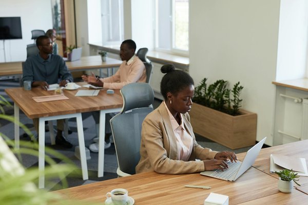 Bouteille isotherme personnalisable : comment s'en servir pour vos publicités