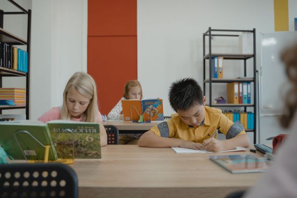 Cours anglais enfant : la solution ludique et flexible pour réussir