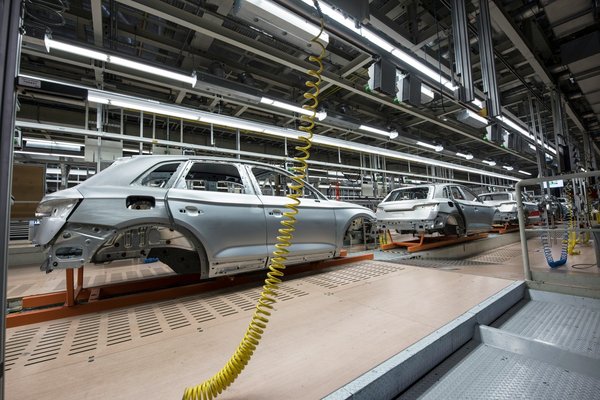 Techniques pour améliorer la gestion de la chaîne d'approvisionnement dans l'industrie automobile