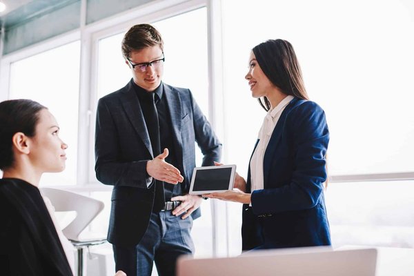 Faites appel à un expert pour la création de vos supports publicitaires